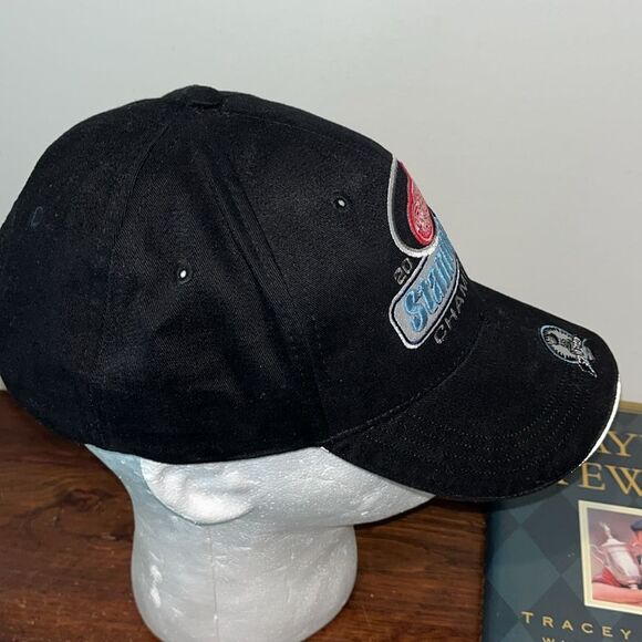 New Era Black Detroit Red Wings 2002 Stanley Cup Champions Championship Hat Cap - Picture 4 of 6
